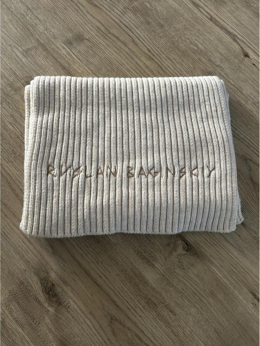 RUSLAN BAGINSKIY New Authentic  Beige Knit Scarf Sz 13 X 82